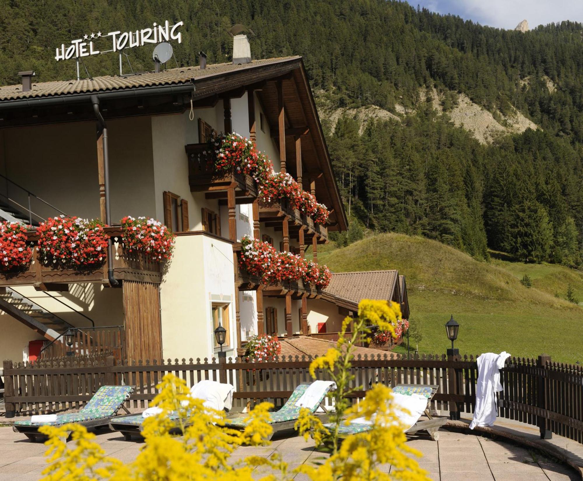 Alpine Touring Hotel-Petfriendly Pozza di Fassa Exterior foto